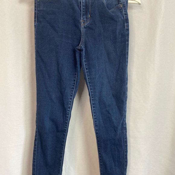 Levi’s - 720 High Rise Skinny Jeans - Picture 3 of 3